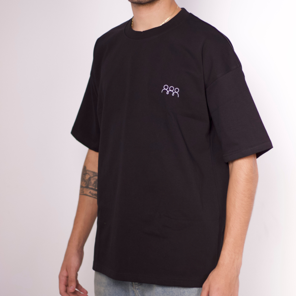 Black Oversized side